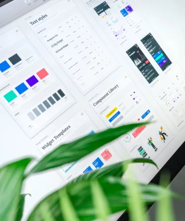 A storefront being designed in the visual customizer